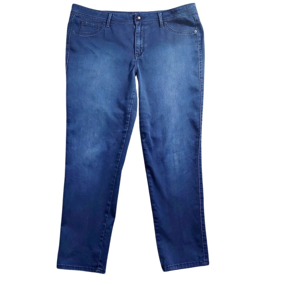 36 Roz & Ali Women's Size 16P Straight Leg Jeans Short Inseam Stretch Denim
